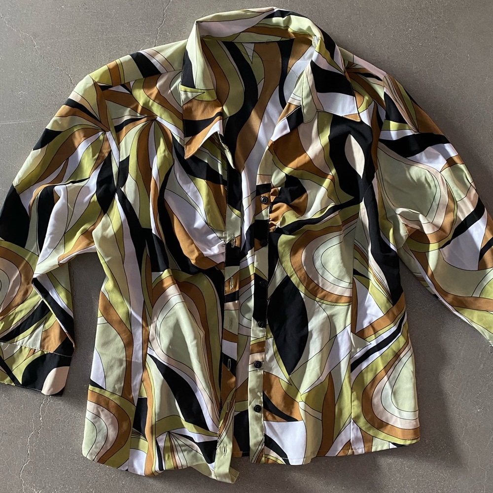 vintage button up